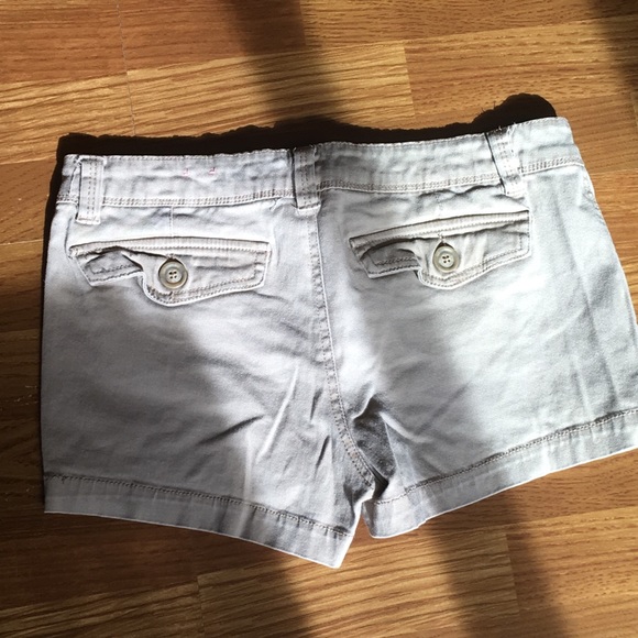 Shorts - Picture 4 of 4